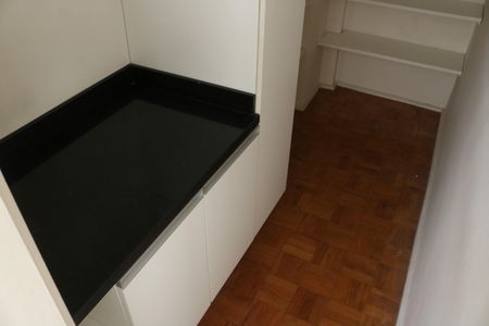 Apartamento para alugar com 110m², 2 quartos e 1 vagaÁrea de Serviço