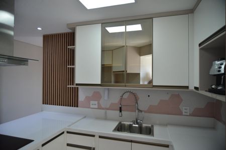 Apartamento à venda com 60m², 2 quartos e 1 vagaCozinha