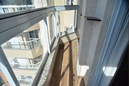 Apartamento à venda com 60m², 2 quartos e 1 vagaSacada