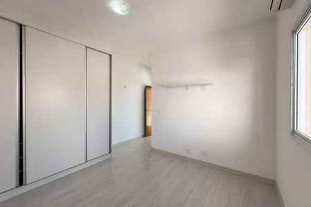 Casa de condomínio para alugar com 285m², 3 quartos e 5 vagas