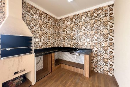 Casa de condomínio para alugar com 285m², 3 quartos e 5 vagas