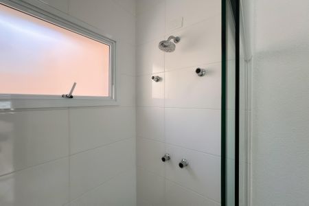 Casa de condomínio para alugar com 285m², 3 quartos e 5 vagas