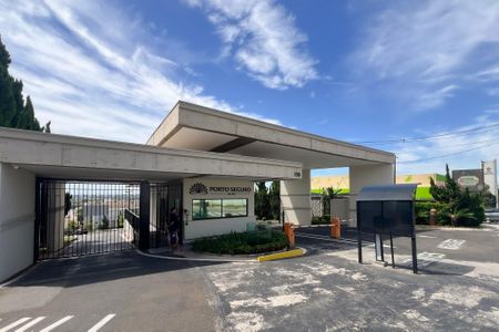 Casa de condomínio para alugar com 285m², 3 quartos e 5 vagas