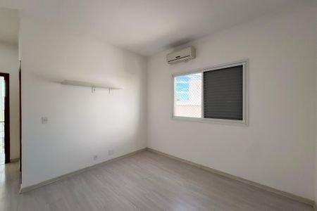 Casa de condomínio para alugar com 285m², 3 quartos e 5 vagas