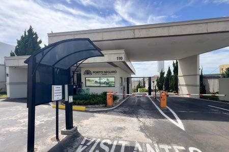 Casa de condomínio para alugar com 285m², 3 quartos e 5 vagas