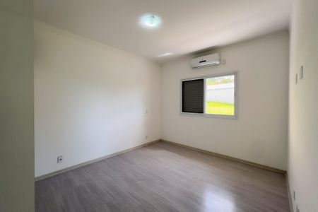 Casa de condomínio para alugar com 285m², 3 quartos e 5 vagas