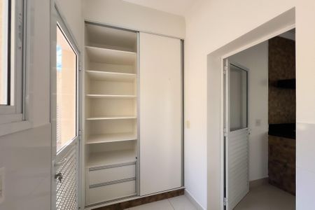 Casa de condomínio para alugar com 285m², 3 quartos e 5 vagas