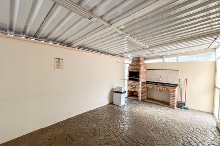 Apartamento à venda com 63m², 2 quartos e 1 vagaChurrasqueira