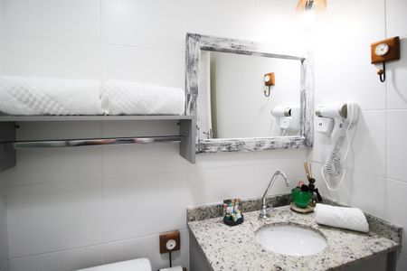 Studio para alugar com 24m², 1 quarto e sem vaga Studio para alugar com 24m², 1 quarto e sem vagaBanheiro