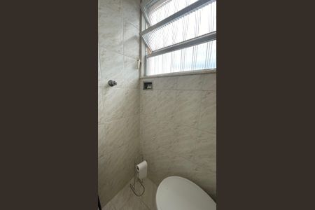 Apartamento à venda com 76m², 3 quartos e 1 vaga Apartamento à venda com 76m², 3 quartos e 1 vagaBanheiro da Suíte