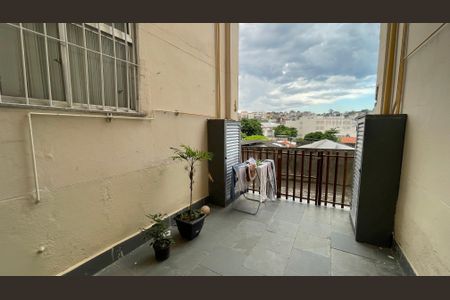 Apartamento à venda com 76m², 3 quartos e 1 vaga Apartamento à venda com 76m², 3 quartos e 1 vagaÁrea externa