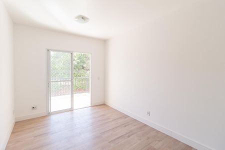 Sala de apartamento à venda com 3 quartos, 74m² em Umuarama, Osasco