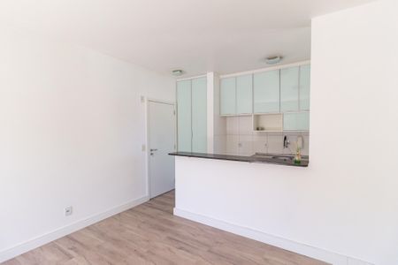 Sala de apartamento à venda com 3 quartos, 74m² em Umuarama, Osasco