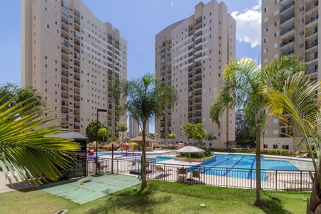 Apartamento à venda com 74m², 3 quartos e 1 vagaÁrea comum - Piscina
