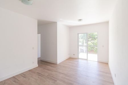 Sala de apartamento à venda com 3 quartos, 74m² em Umuarama, Osasco
