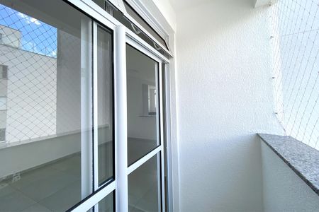 Apartamento para alugar com 55m², 2 quartos e 2 vagasVaranda da Sala