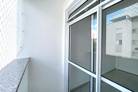 Apartamento para alugar com 55m², 2 quartos e 2 vagasVaranda da Sala