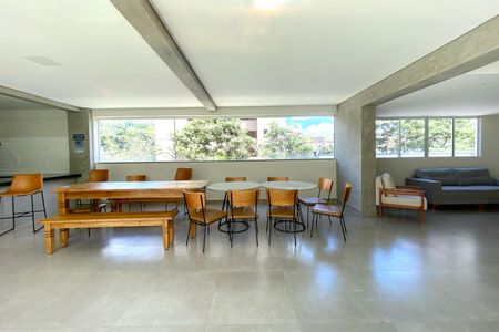 Apartamento para alugar com 55m², 2 quartos e 2 vagasÁrea comum - Salão de festas