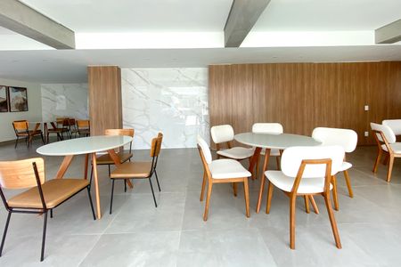 Apartamento para alugar com 55m², 2 quartos e 2 vagasÁrea comum - Salão de festas