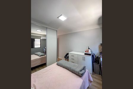 Casa à venda com 124m², 3 quartos e 3 vagasSuite 