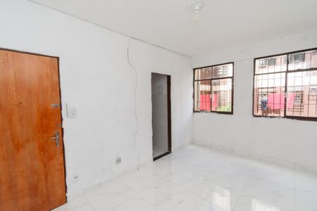 Sala de apartamento para alugar com 2 quartos, 49m² em Monte Castelo, Contagem