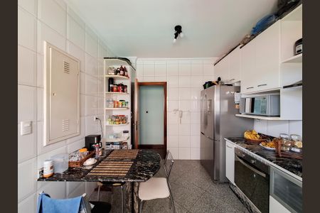 Apartamento à venda com 129m², 3 quartos e 3 vagasCozinha