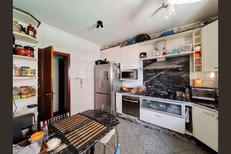 Apartamento à venda com 129m², 3 quartos e 3 vagasCozinha