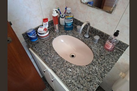 Apartamento à venda com 129m², 3 quartos e 3 vagasBanheiro Quarto 1