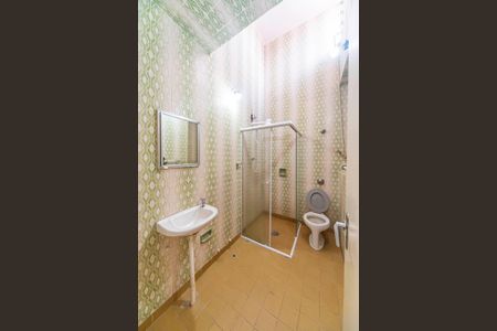 Banheiro de casa para alugar com 2 quartos, 120m² em Jardim Stella, Santo André