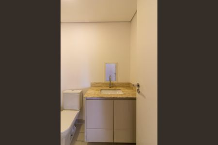 Apartamento à venda com 70m², 2 quartos e 1 vaga Apartamento à venda com 70m², 2 quartos e 1 vagaBanheiro Social