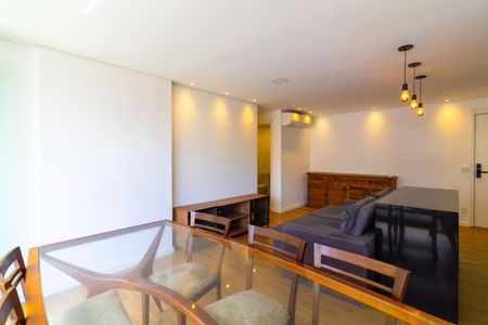 Apartamento à venda com 70m², 2 quartos e 1 vaga Apartamento à venda com 70m², 2 quartos e 1 vagaVaranda integrada com Área de Serviço