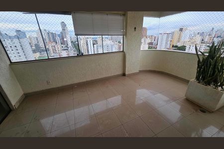 Sacada de apartamento para alugar com 3 quartos, 132m² em Setor Bela Vista, Goiânia
