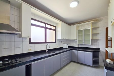 Apartamento para alugar com 75m², 2 quartos e 1 vagaCozinha