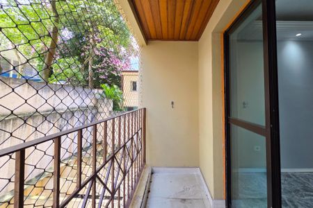 Apartamento para alugar com 75m², 2 quartos e 1 vagaSacada