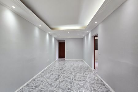 Apartamento para alugar com 75m², 2 quartos e 1 vagaSala