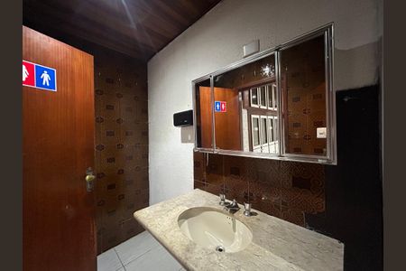 Casa para alugar com 280m², 5 quartos e 2 vagasBanheiro - Casa 1
