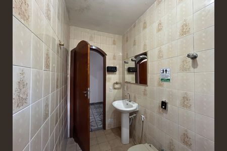 Casa para alugar com 280m², 5 quartos e 2 vagasBanheiro - Casa 1