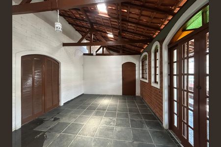 Casa para alugar com 280m², 5 quartos e 2 vagasExtensão da Suíte 1 - Casa 1