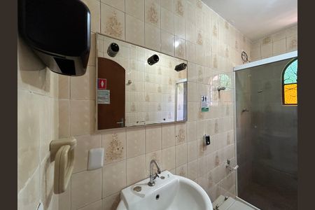 Casa para alugar com 280m², 5 quartos e 2 vagasBanheiro - Casa 1