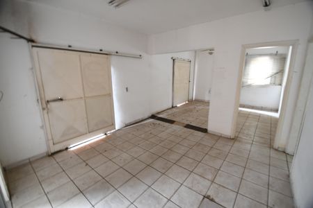 Sala de casa para alugar com 2 quartos, 60m² em Cambuí, Campinas