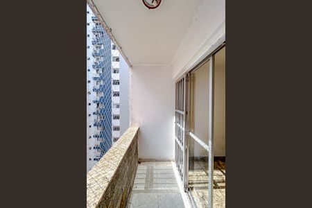 Apartamento para alugar com 83m², 3 quartos e 1 vagaVaranda