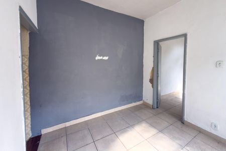 Sala de casa para alugar com 2 quartos, 60m² em Colégio, Rio de Janeiro