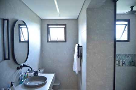 Apartamento à venda com 133m², 3 quartos e 3 vagasBanheiro da Suíte