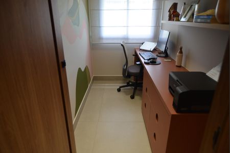 Apartamento à venda com 133m², 3 quartos e 3 vagasEscritório