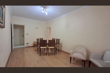 Sala de apartamento à venda com 3 quartos, 156m² em Vila Itapura, Campinas