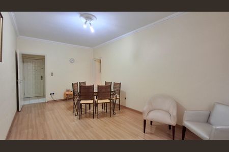 Sala de apartamento à venda com 3 quartos, 156m² em Vila Itapura, Campinas