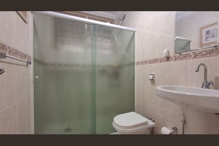 Apartamento à venda com 156m², 3 quartos e 1 vaga Apartamento à venda com 156m², 3 quartos e 1 vagaBanheiro