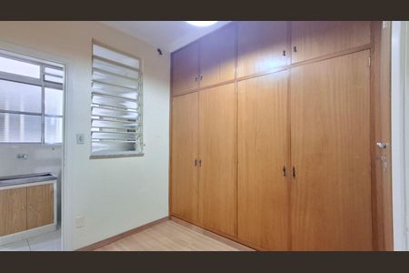 Apartamento à venda com 156m², 3 quartos e 1 vaga Apartamento à venda com 156m², 3 quartos e 1 vagaDormitório 1