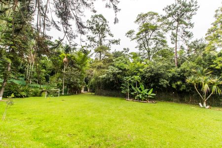 Casa de condomínio para alugar com 1300m², 4 quartos e 6 vagasQuadra Esportiva