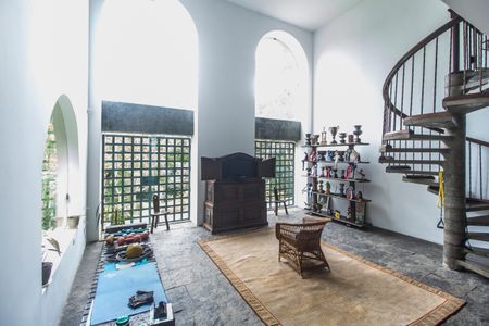 Casa de condomínio para alugar com 1300m², 4 quartos e 6 vagasAcademia